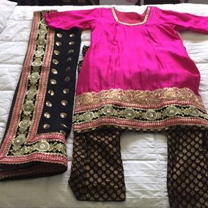 Black & Pink Indian Punjabi Salwar Kameez